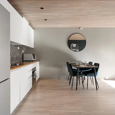 Arctic Homes - Lägenhetshotell 4*